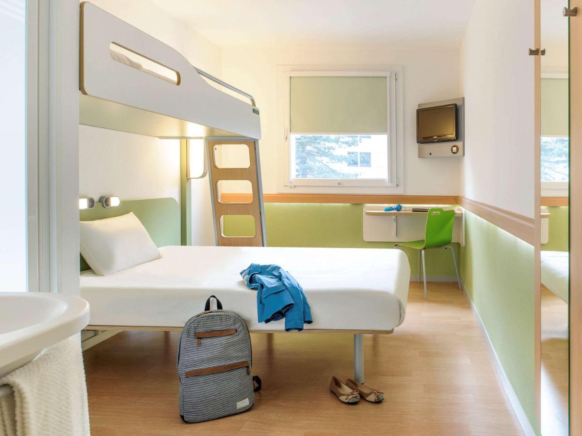 Ibis Budget Loriol Le Pouzin Bagian luar foto