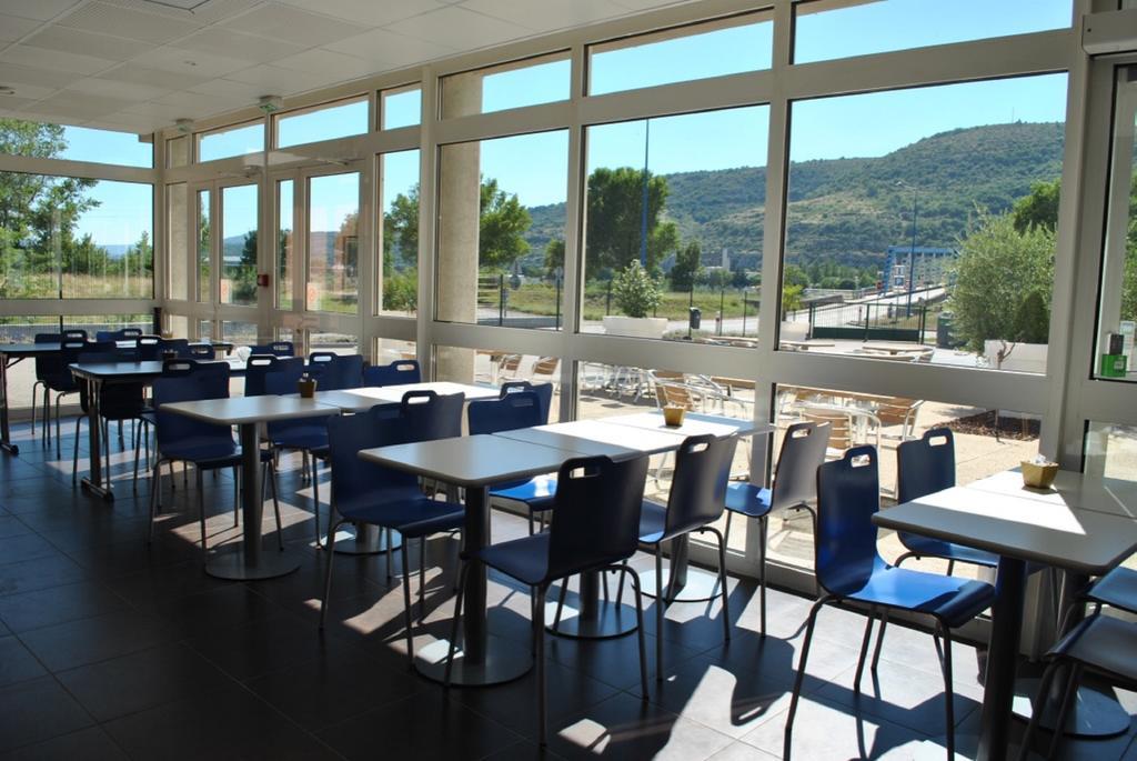 Ibis Budget Loriol Le Pouzin Bagian luar foto
