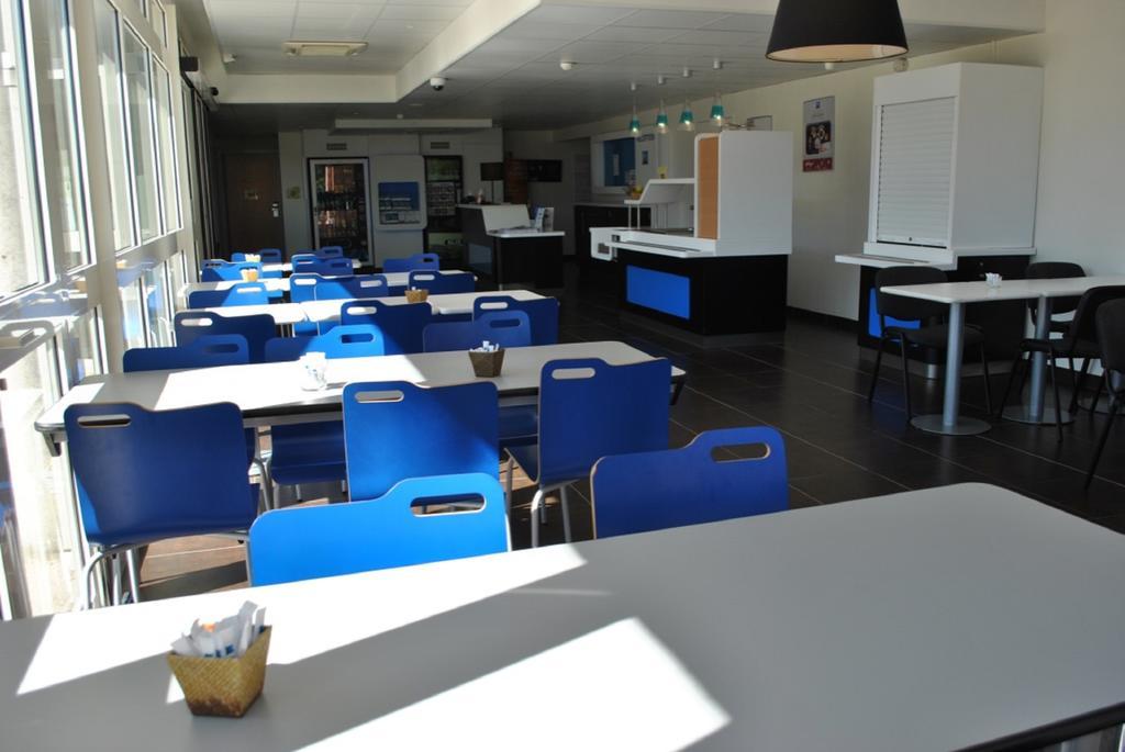 Ibis Budget Loriol Le Pouzin Bagian luar foto