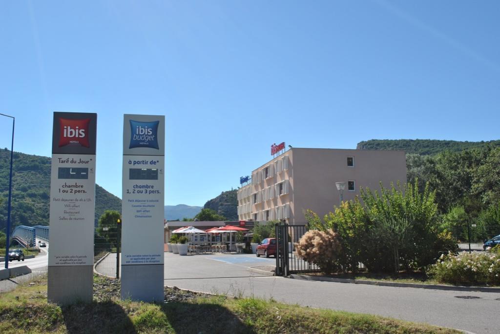 Ibis Budget Loriol Le Pouzin Bagian luar foto